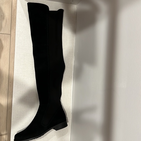 Stuart Weitzman, Womens Langdon Over the Knee Black Suede Boot - Picture 6 of 7